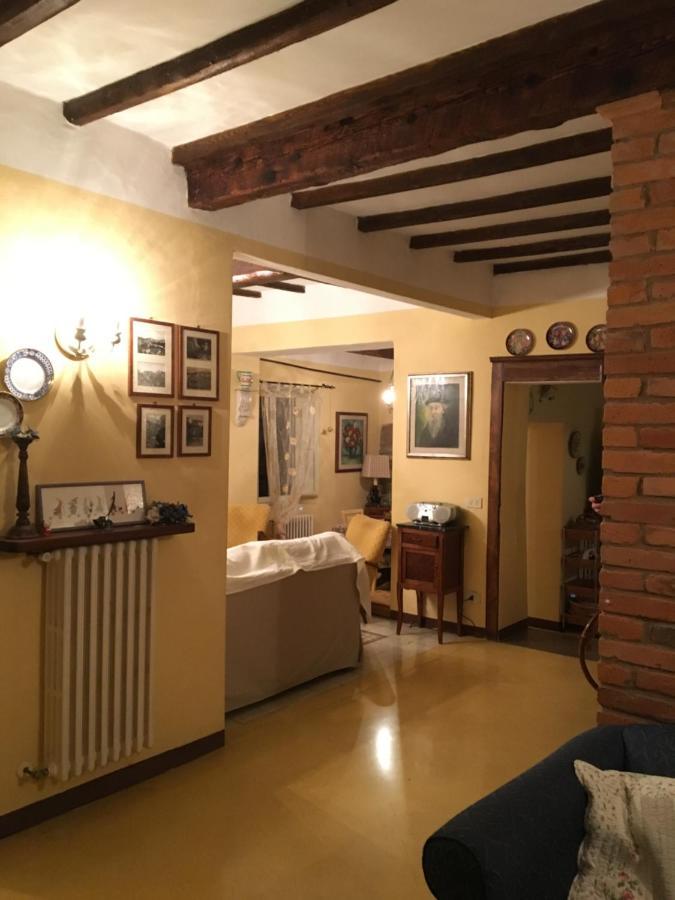 Appartamento Barga Lucca Centro Storico Con giardino Esterno foto