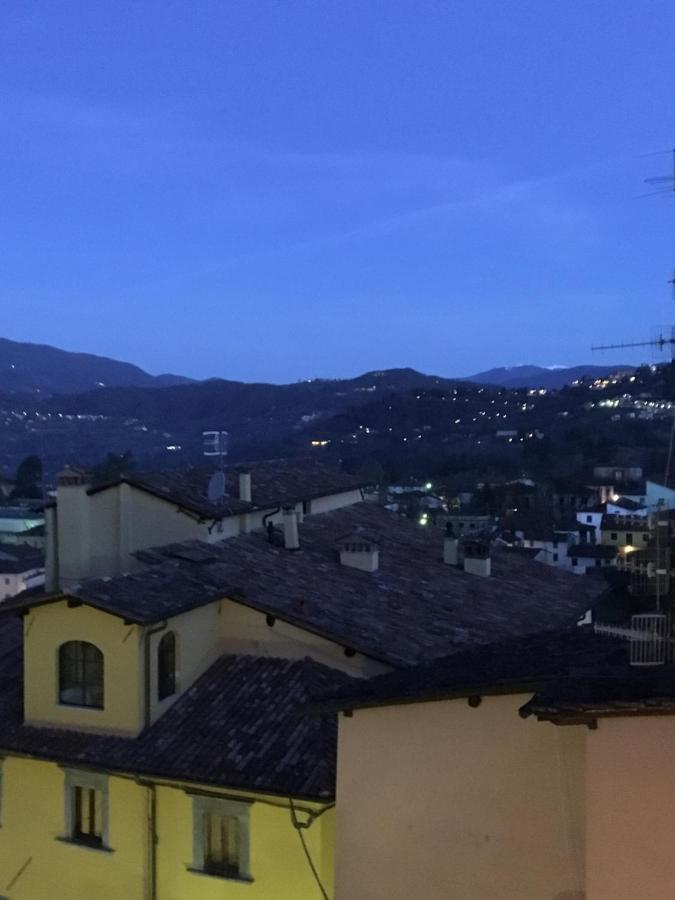 Appartamento Barga Lucca Centro Storico Con giardino Esterno foto