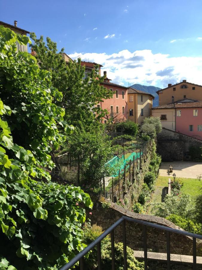 Appartamento Barga Lucca Centro Storico Con giardino Esterno foto